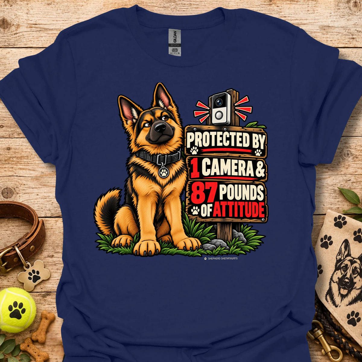 Graphic dog t-shirt in navy, front print of a sitting German shepherd dog