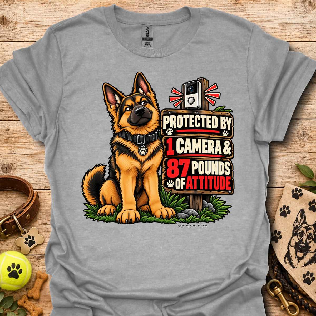 Graphic dog t-shirt in heather gray, front print of a sitting German shepherd dog