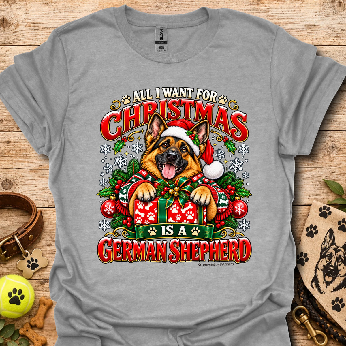 Sport grey Christmas t-shirt with German Shepherd holiday graphic on front.