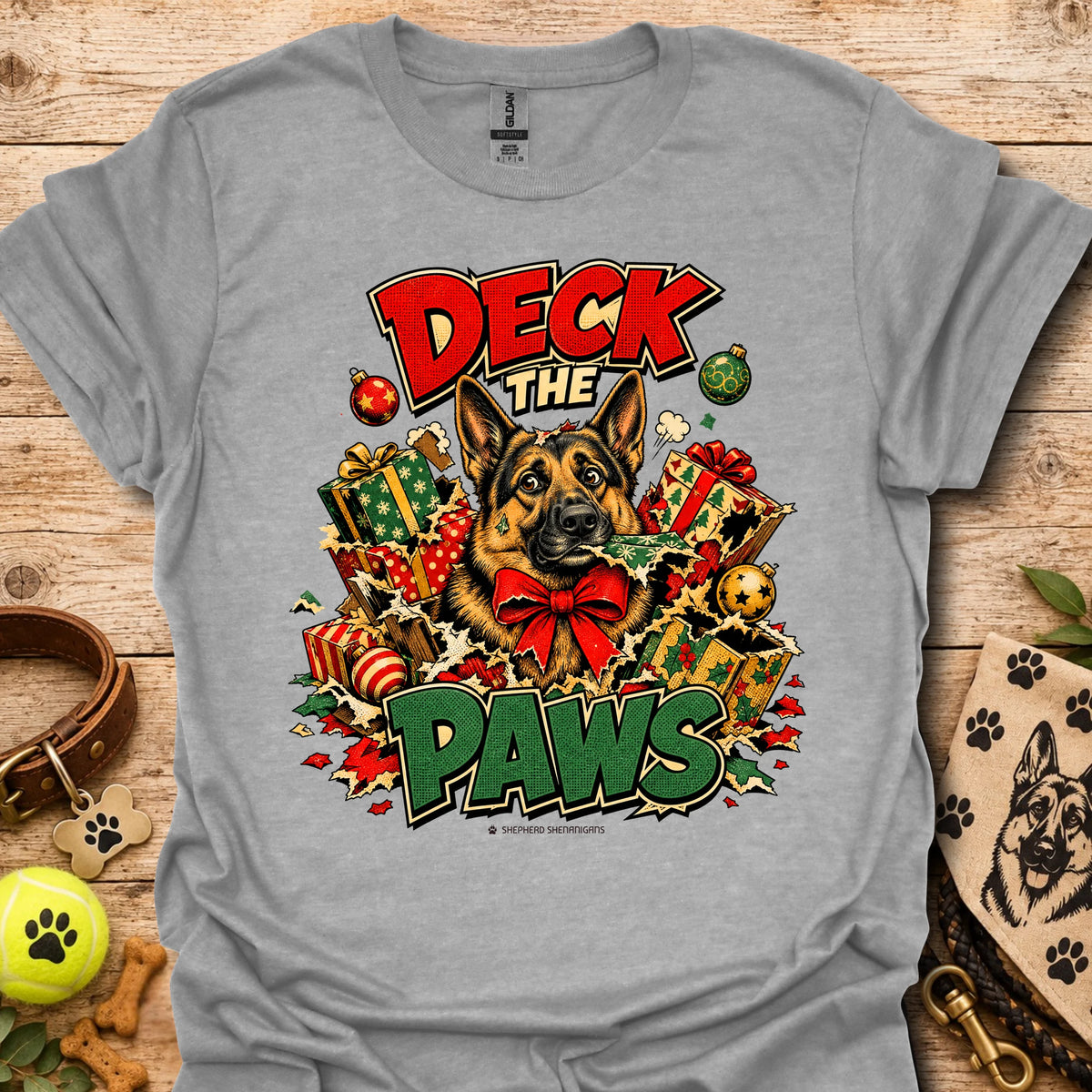Sport grey crew-neck T-shirt with holiday dog and gift graphic print