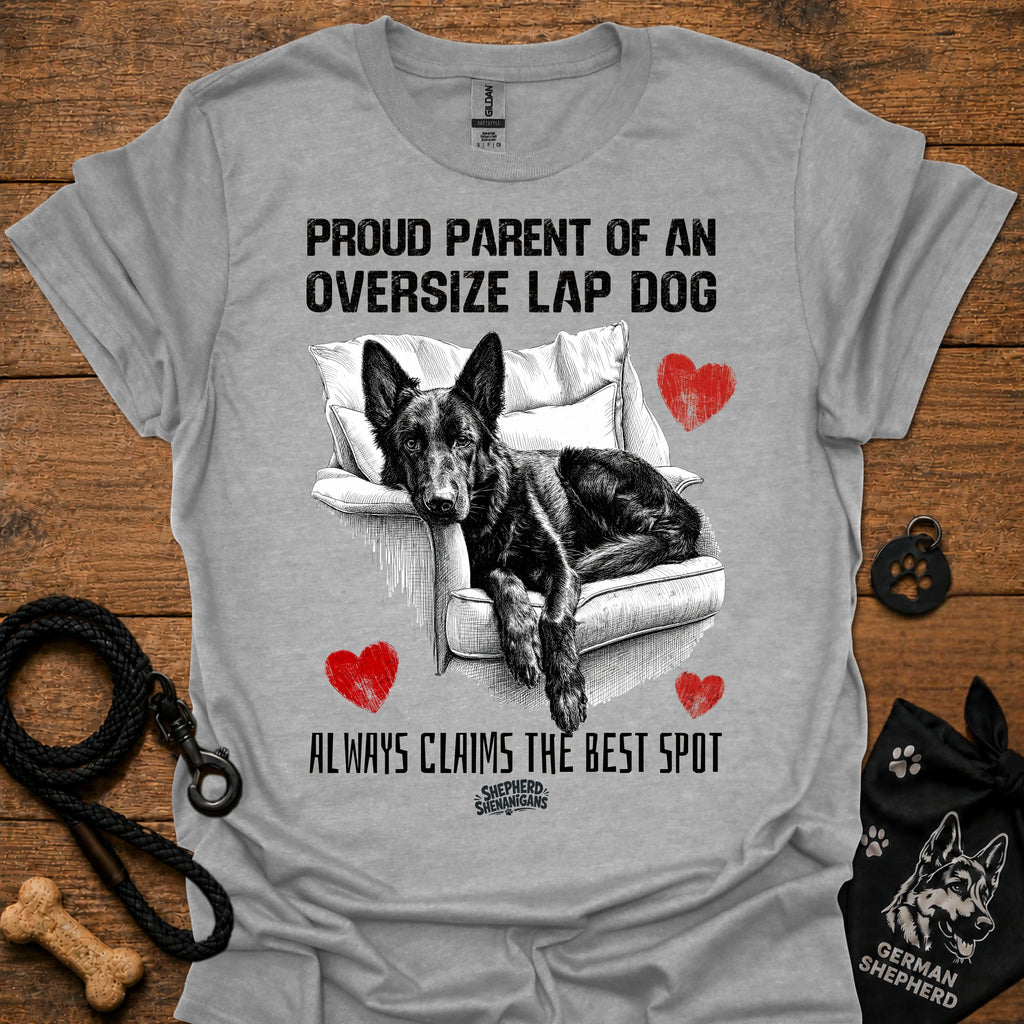 Light gray T-shirt with black/white oversize lap dog graphic and red hearts