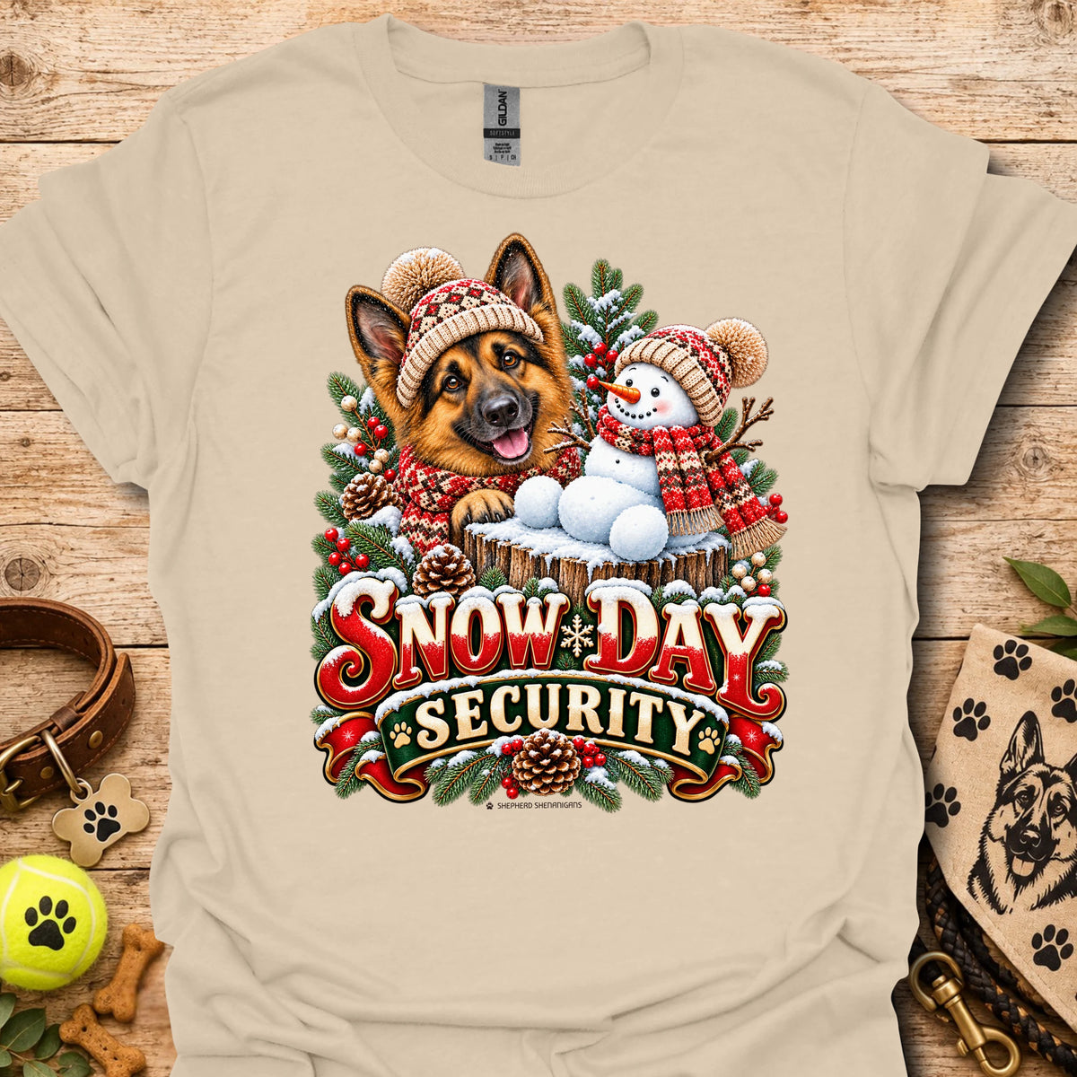 Sand/beige crew-neck T-shirt with winter dog and snowman graphic