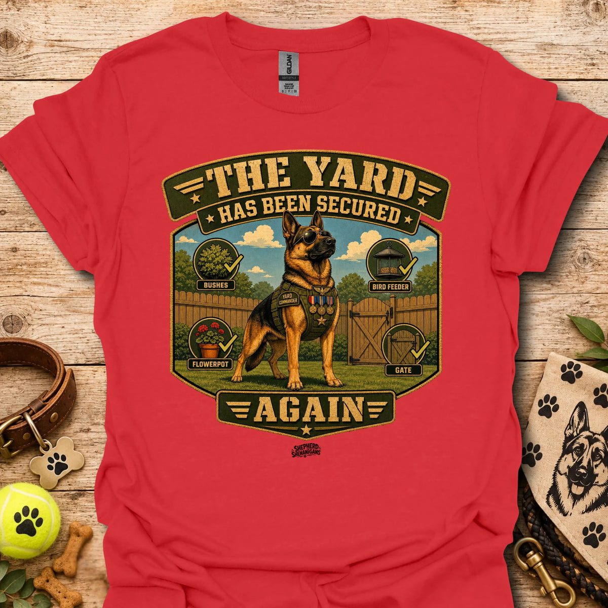 Dog graphic short-sleeve t-shirt in red, front crest print